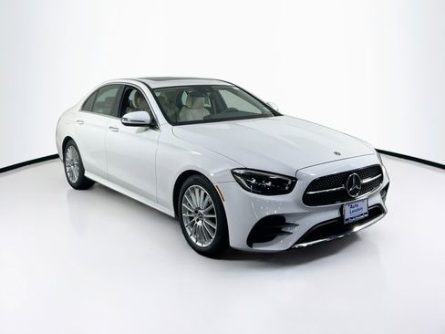 Used 2021 Mercedes-Benz E 350 4MATIC image 3