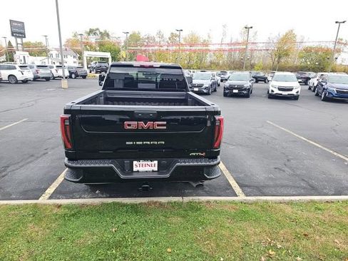 Used 2025 GMC Sierra 2500 AT4 w/ AT4 Premium Plus Package image 5