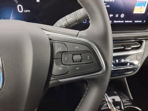 Used 2024 Buick Envista Avenir image 19