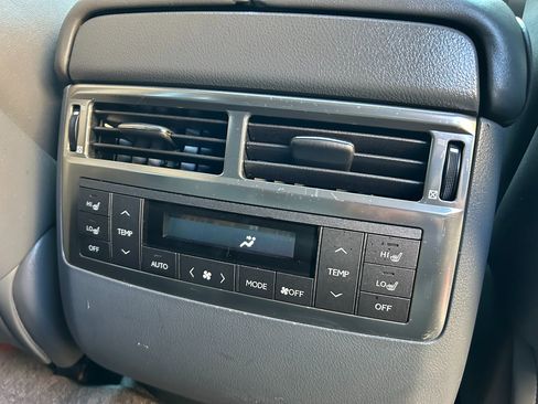 Used 2009 Lexus LX 570 4WD image 19