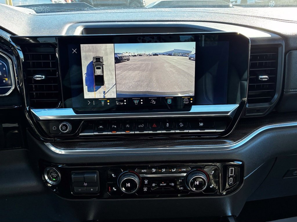 Used 2023 Chevrolet Silverado 1500 LT Trail Boss w/ LT Trail Boss Premium Package AWD/4WD image 16