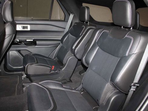 Used 2023 Ford Explorer ST w/ Equipment Group 401A image 17