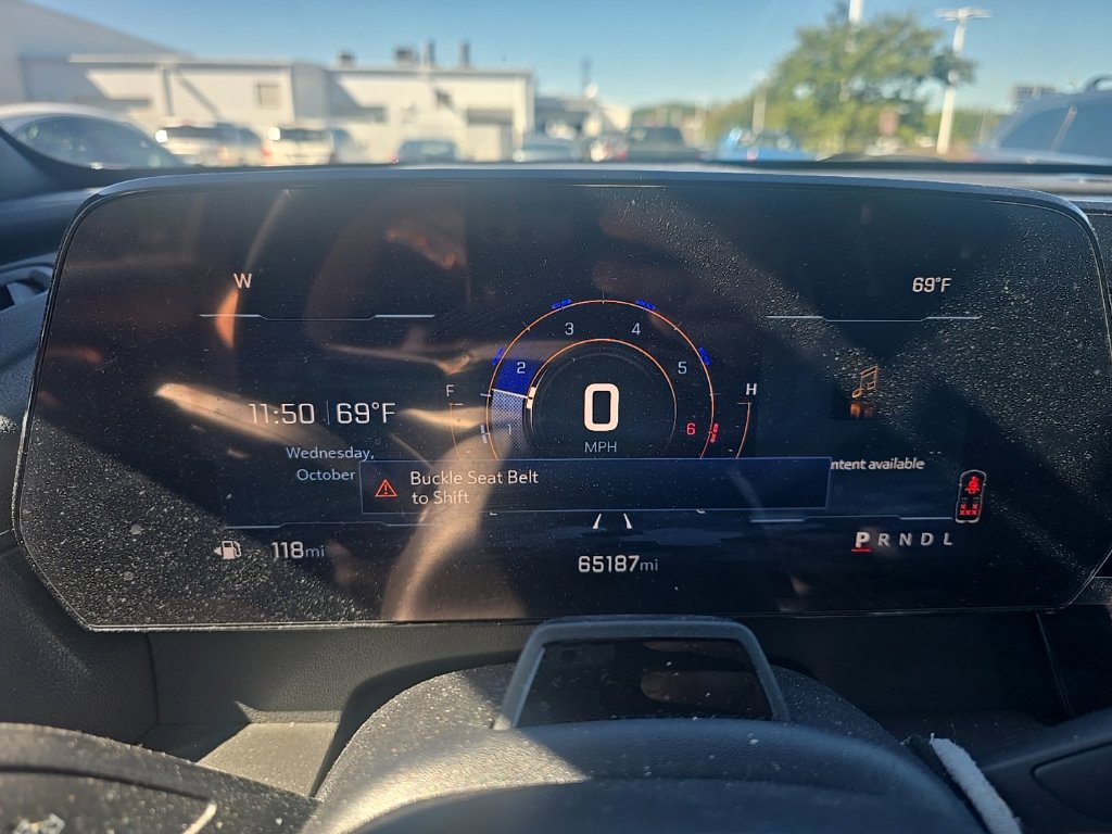 Used 2024 Chevrolet Traverse LT w/ Enhanced Driving Package FWD image 16