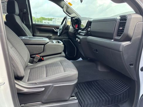 Used 2023 GMC Sierra 1500 Elevation image 14