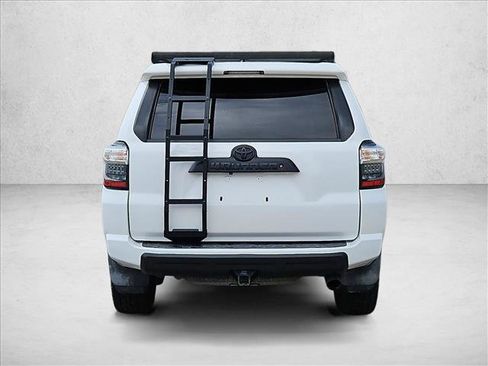 Used 2019 Toyota 4Runner TRD Off-Road Premium AWD/4WD image 7
