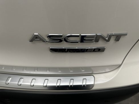 Used 2023 Subaru Ascent Limited w/ Technology Package AWD/4WD image 11