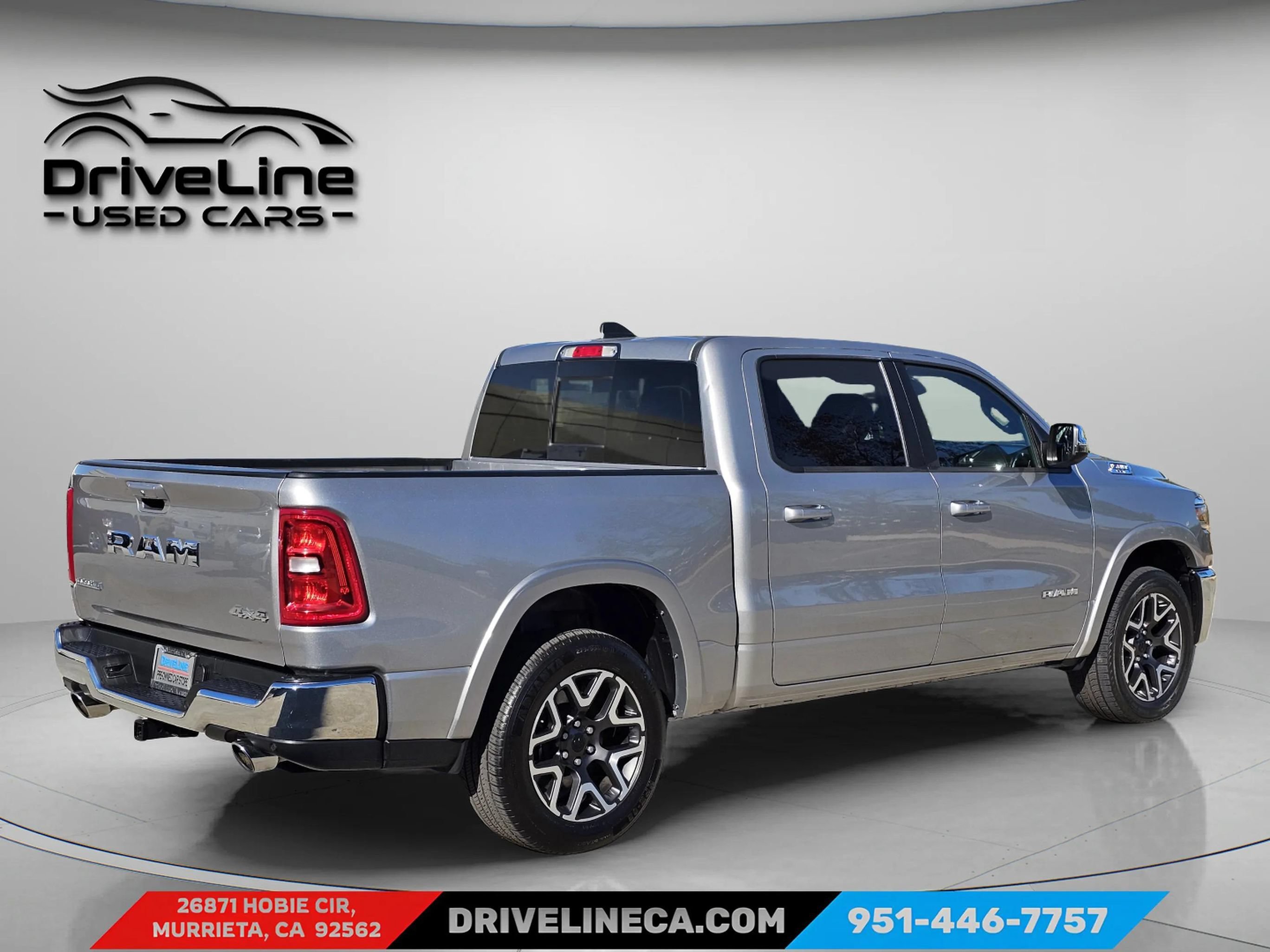 Used 2025 RAM 1500 Laramie AWD/4WD image 12