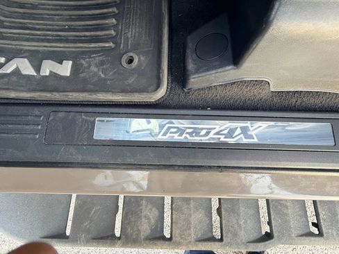Used 2021 Nissan Titan PRO-4X w/ Pro-4x Convenience Package image 25