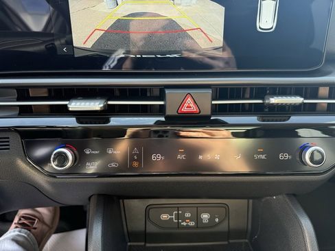 New 2026 Kia Sportage EX w/ EX Panorama Roof Package image 36