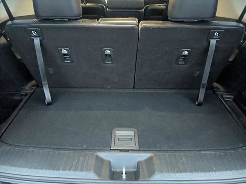 Used 2023 Honda Pilot Touring image 7