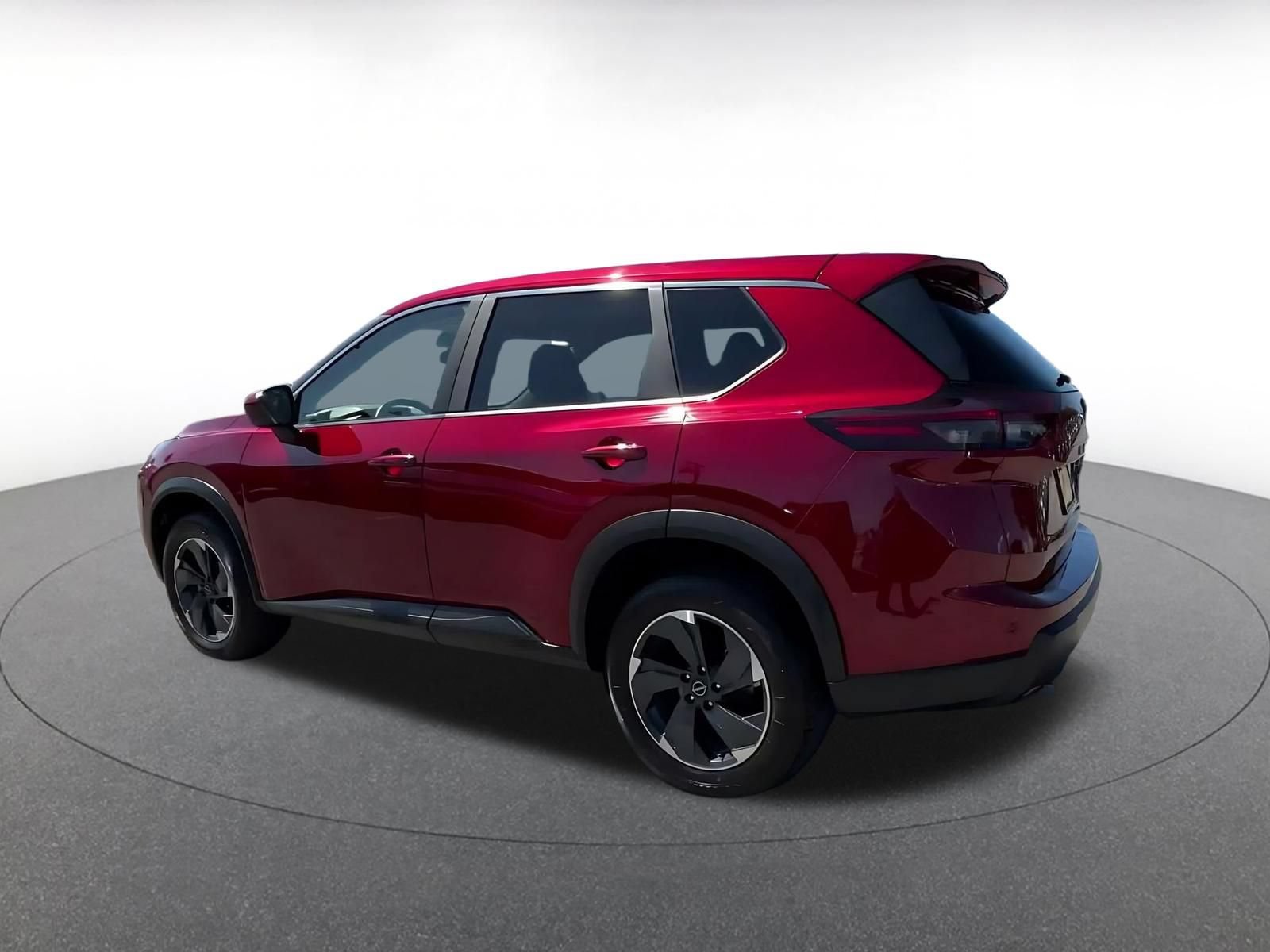 Used 2025 Nissan Rogue SV AWD/4WD image 9