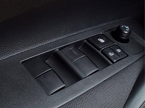 Certified 2026 Toyota Corolla SE FWD image 25