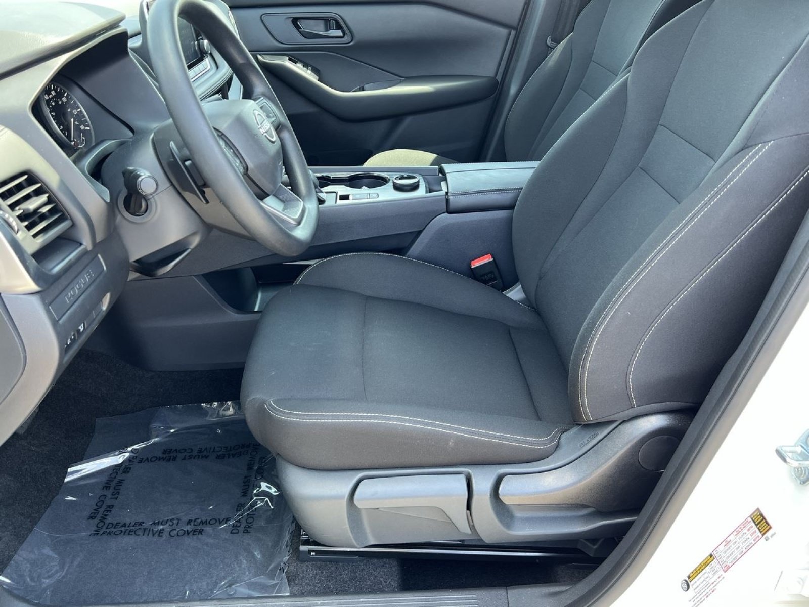 Used 2025 Nissan Rogue S AWD/4WD image 10