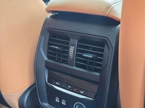 Used 2020 BMW 330i Sedan w/ Driving Assistance Package image 16