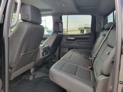 New 2026 GMC Sierra 1500 SLT AWD/4WD image 27