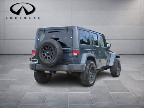 Used 2016 Jeep Wrangler Unlimited Sport w/ Quick Order Package 24S AWD/4WD image 5