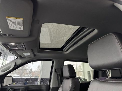 Used 2020 Chevrolet Silverado 1500 LT Trail Boss image 10