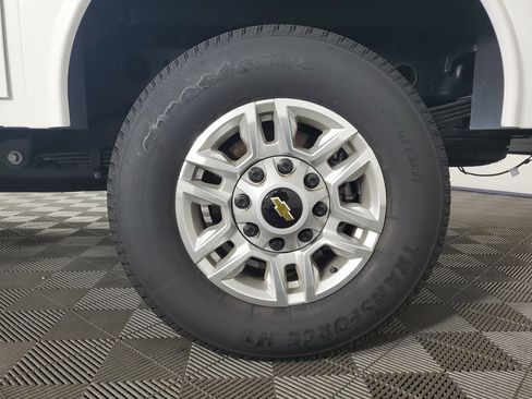 New 2025 Chevrolet Silverado 2500 W/T image 32