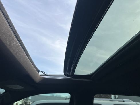 Used 2024 Chevrolet Silverado 1500 LTZ image 45