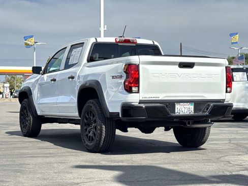 Used 2024 Chevrolet Colorado Trail Boss w/ Advanced Trailering Package AWD/4WD image 7