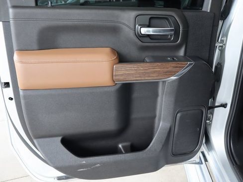 Used 2020 Chevrolet Silverado 3500 High Country w/ Technology Package image 43