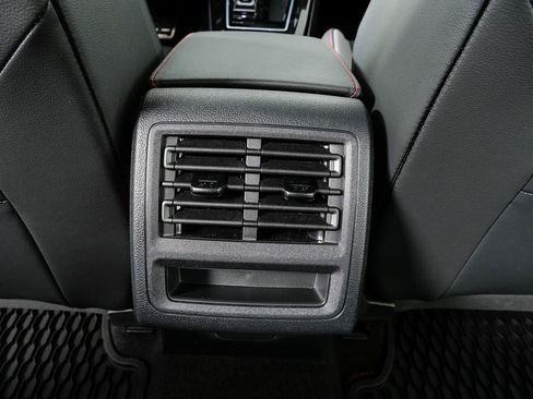 Used 2025 Volkswagen GTI SE FWD image 19