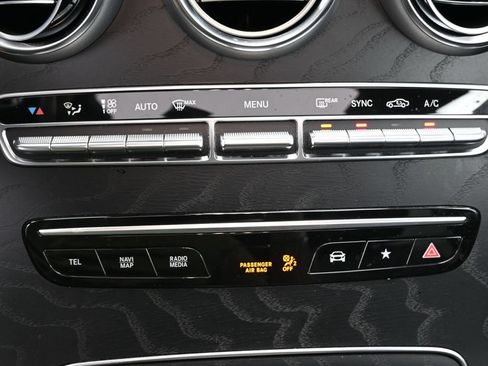 Used 2022 Mercedes-Benz GLC 300 image 20