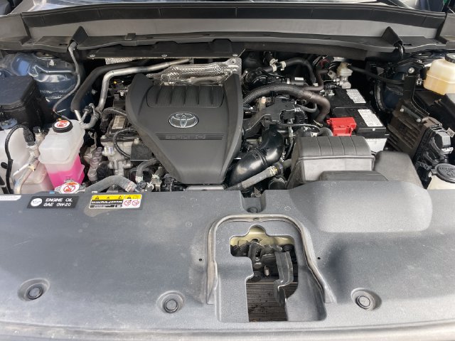 Used 2025 Toyota Grand Highlander AWD image 22