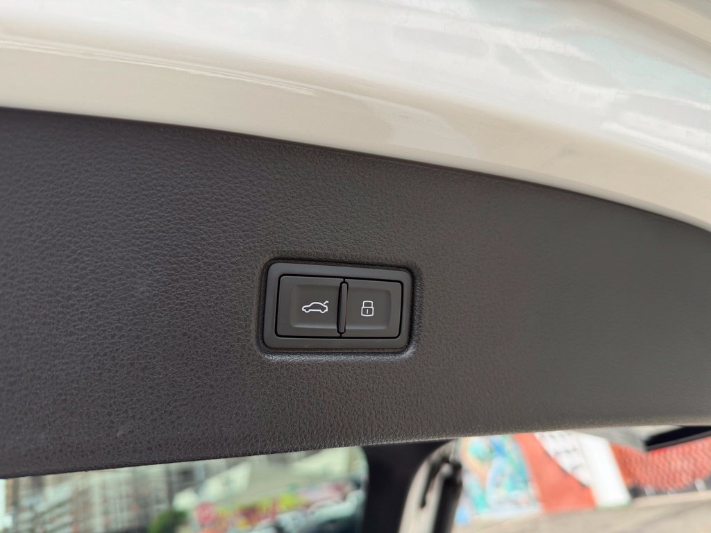 Used 2024 Audi SQ5 Premium Plus AWD/4WD image 16