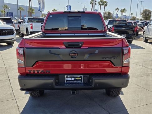Used 2020 Nissan Titan PRO-4X w/ Pro-4x Convenience Package image 6