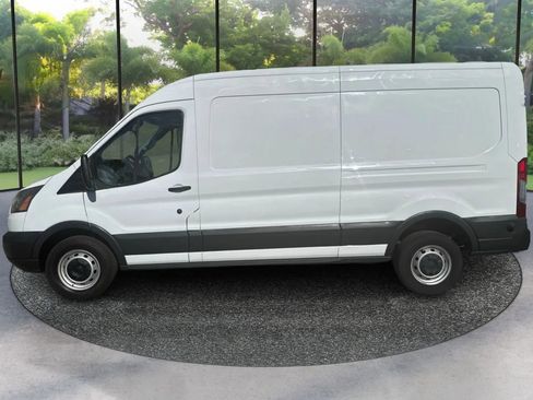 Used 2017 Ford Transit 250 148 Medium Roof RWD image 8