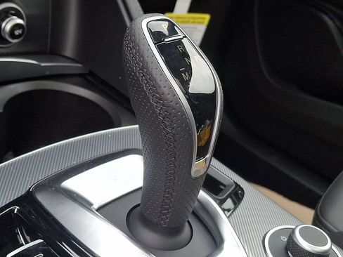 New 2026 Alfa Romeo Stelvio Sprint AWD/4WD image 10