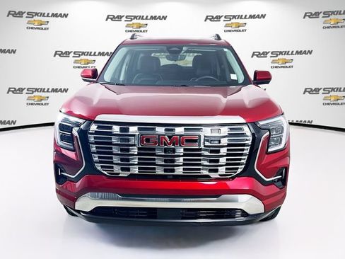 Used 2026 GMC Terrain Denali AWD/4WD image 2