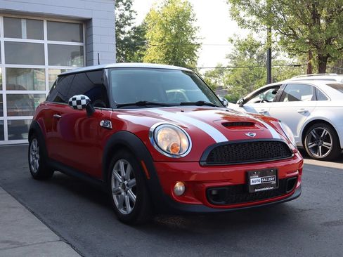 Used 2012 MINI Cooper S w/ Cold Weather Pkg FWD image 6