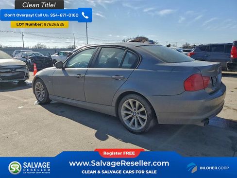 Used 2011 BMW 328i Sedan image 3