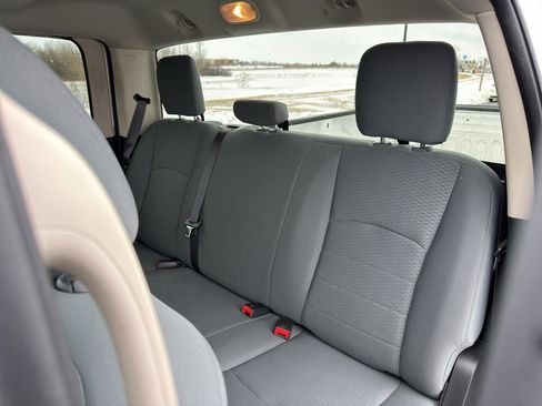 Used 2017 RAM 3500 Tradesman w/ Chrome Appearance Group image 37