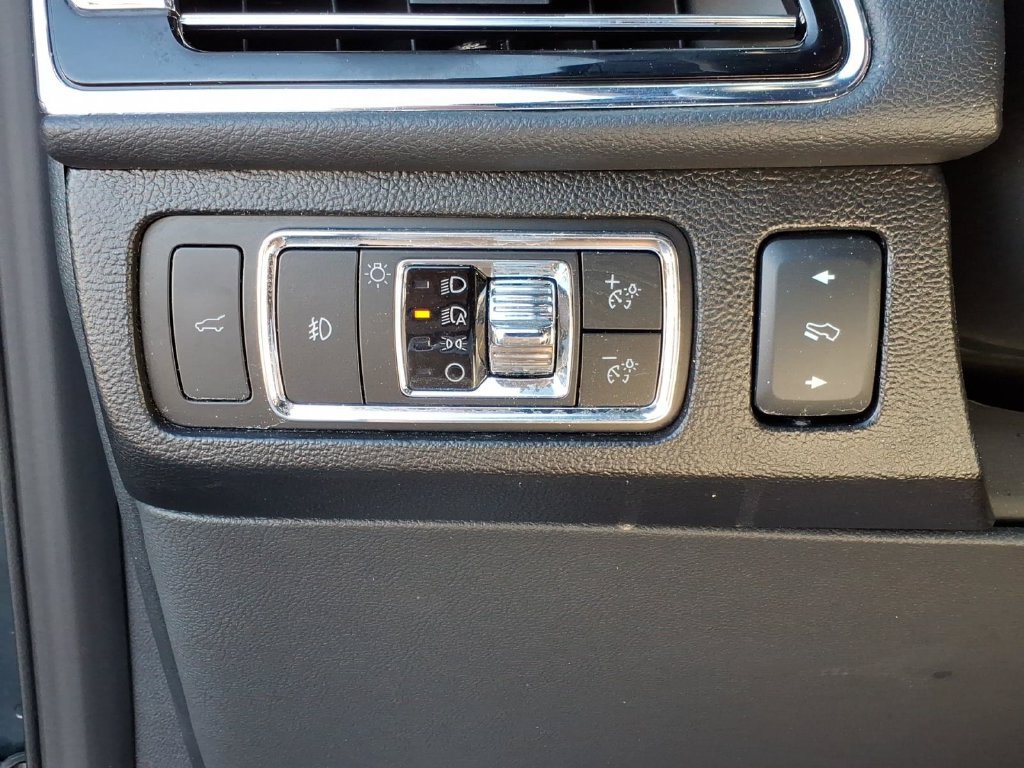 Used 2024 Lincoln Navigator Reserve AWD/4WD image 18