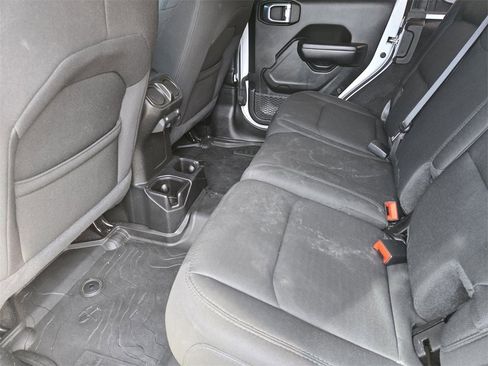 Used 2021 Jeep Wrangler Sport S image 30