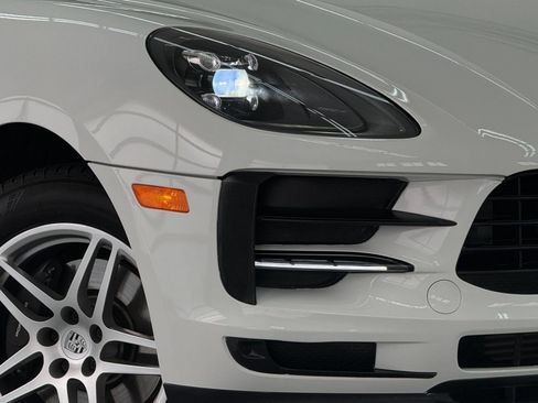 Used 2019 Porsche Macan AWD/4WD image 10