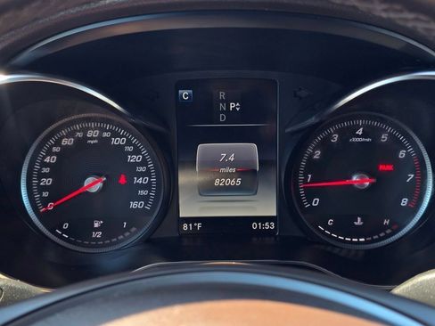 Used 2018 Mercedes-Benz GLC 300 4MATIC image 24