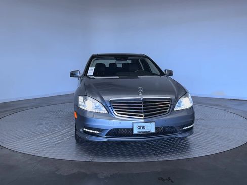 Used 2012 Mercedes-Benz S 550 4MATIC image 3