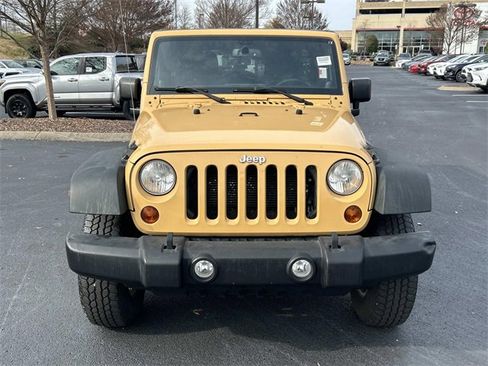 Used 2013 Jeep Wrangler Unlimited Sport image 9