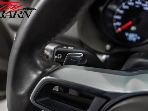 Used 2018 Porsche 718 Cayman S image 33