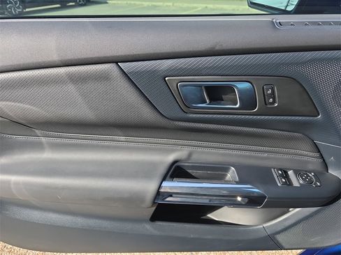 Used 2024 Ford Mustang GT Premium image 23