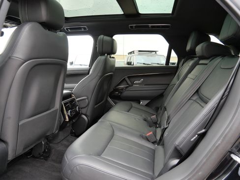 Used 2023 Land Rover Range Rover Sport SE Dynamic AWD/4WD image 14