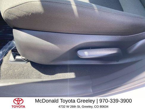 Certified 2025 Toyota RAV4 LE AWD/4WD image 12