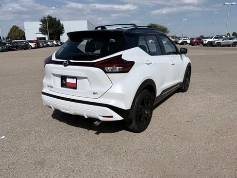 Certified 2024 Nissan Kicks SR w/ Interior Electronics Package FWD image 9