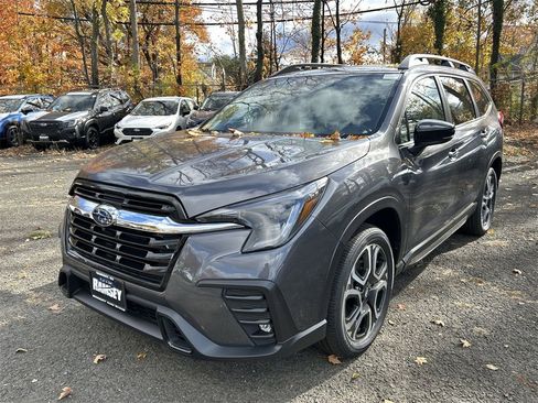 New 2025 Subaru Ascent Limited image 4