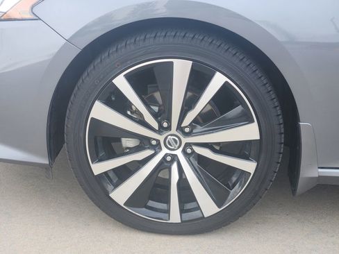 Used 2021 Nissan Altima 2.5 SR image 17