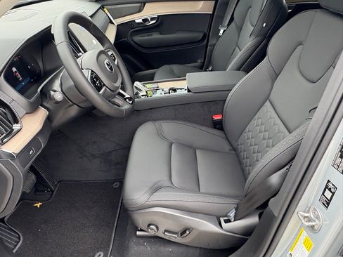 New 2026 Volvo XC90 B6 Plus image 19